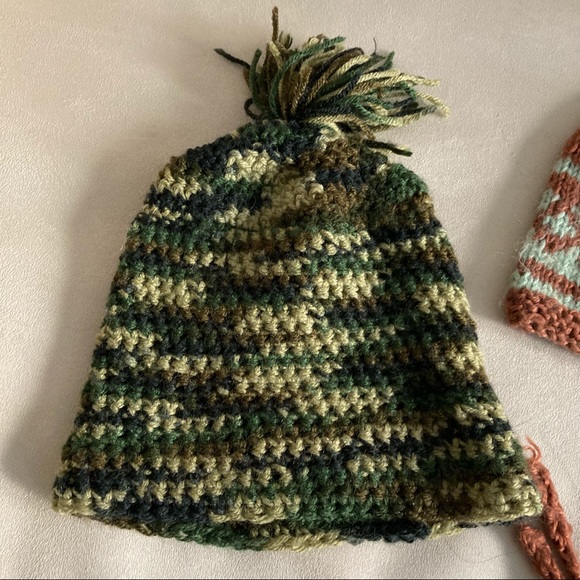 Bundle of Two Wool Blend Winter Knit Hats - Picture 5 of 7